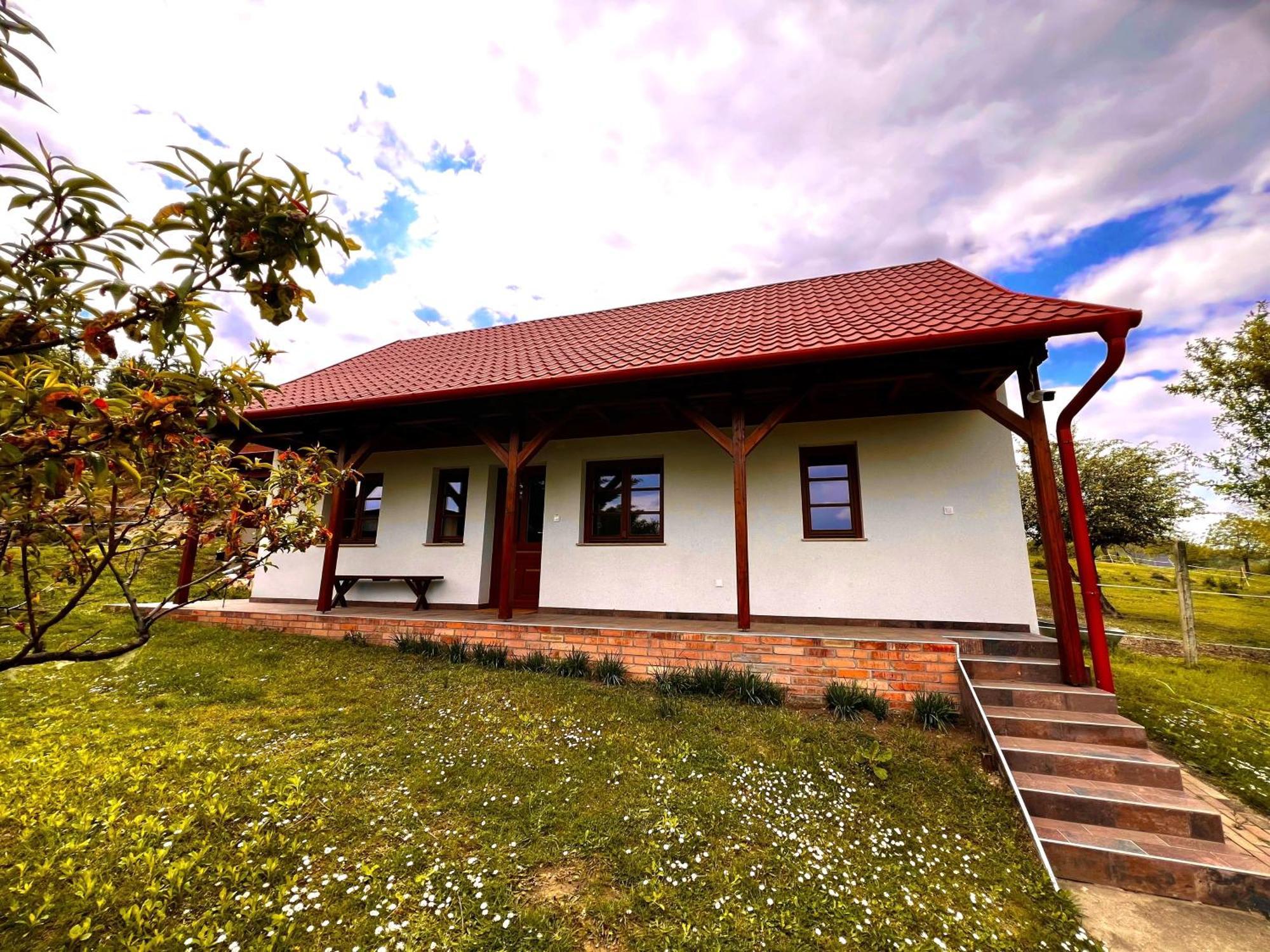 Pilisi Lovas Major, Dorog Bed & Breakfast Ngoại thất bức ảnh